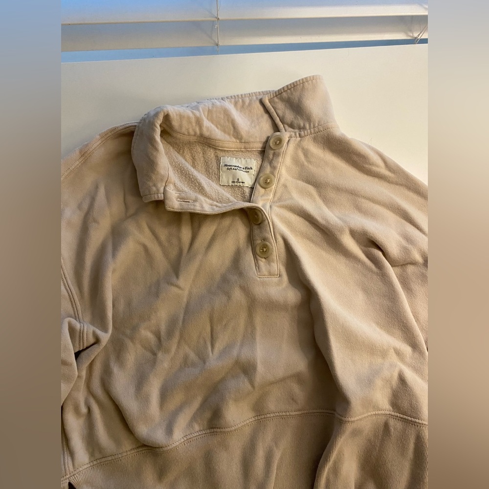 Abercrombie cropped sweatshirt